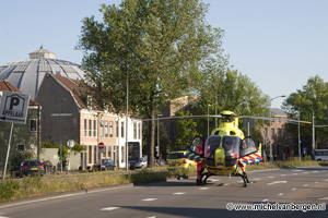 Foto Motorrijder zwaar gewond bij ongeval op Amsterdamsevaart in Haarlem 