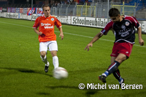 Foto HFC Haarlem wint in de slotfase van FC Den Bosch