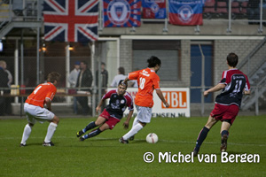 Foto HFC Haarlem wint in de slotfase van FC Den Bosch